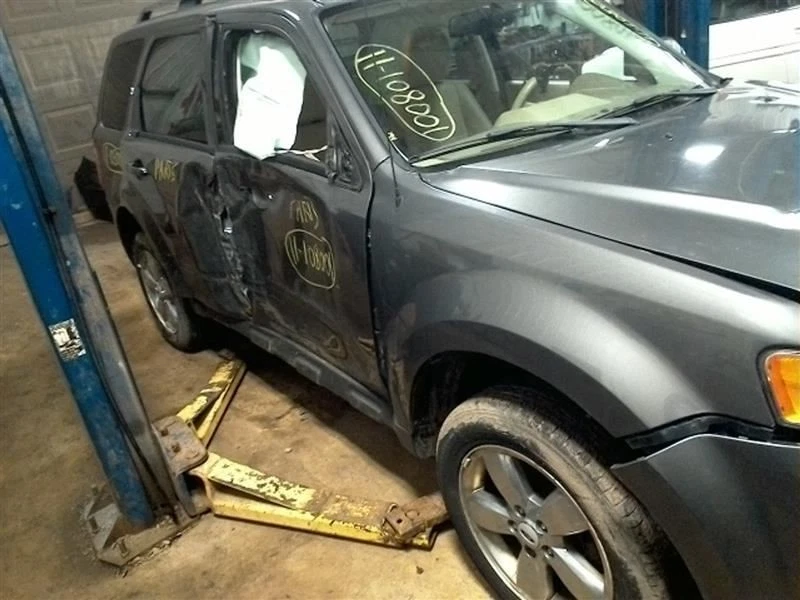 Frenos de tambor de nudillo/tobo trasero para conductor 2x2 para 10-12 ESCAPE 10195659 Foto 2 de 4