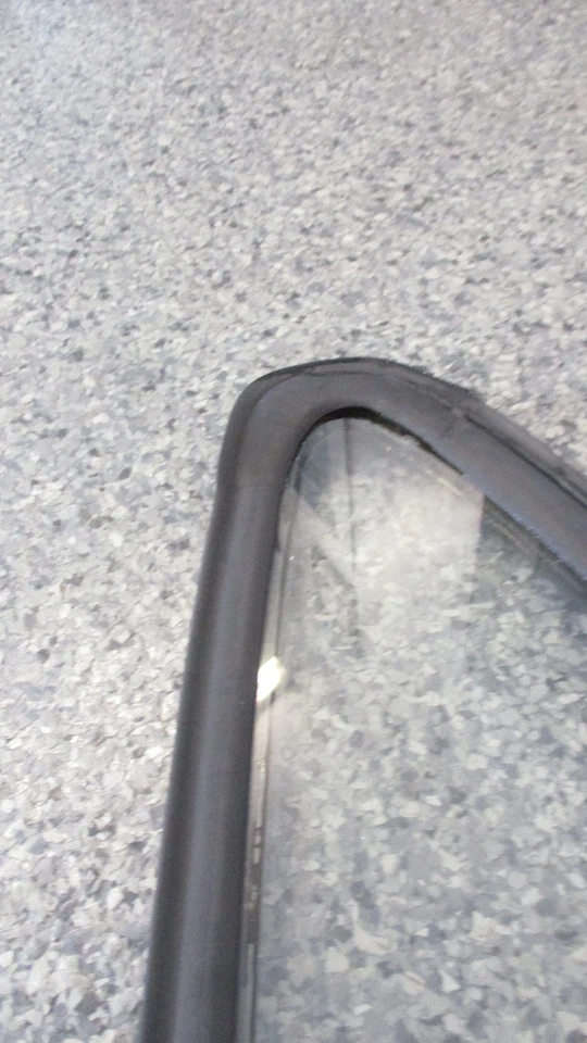 Chevrolet Nova 1975-1979 cuarto de cristal lado derecho Ventura Apollo Omega Foto 4 de 4