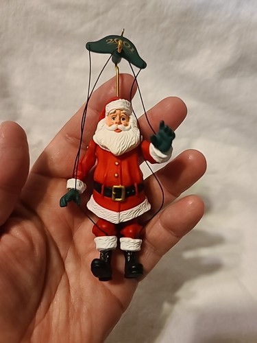 (D) Hallmark Andenken Ornament Weihnachtsmann Marionette 2001 Collector's Club - Bild 4 von 7