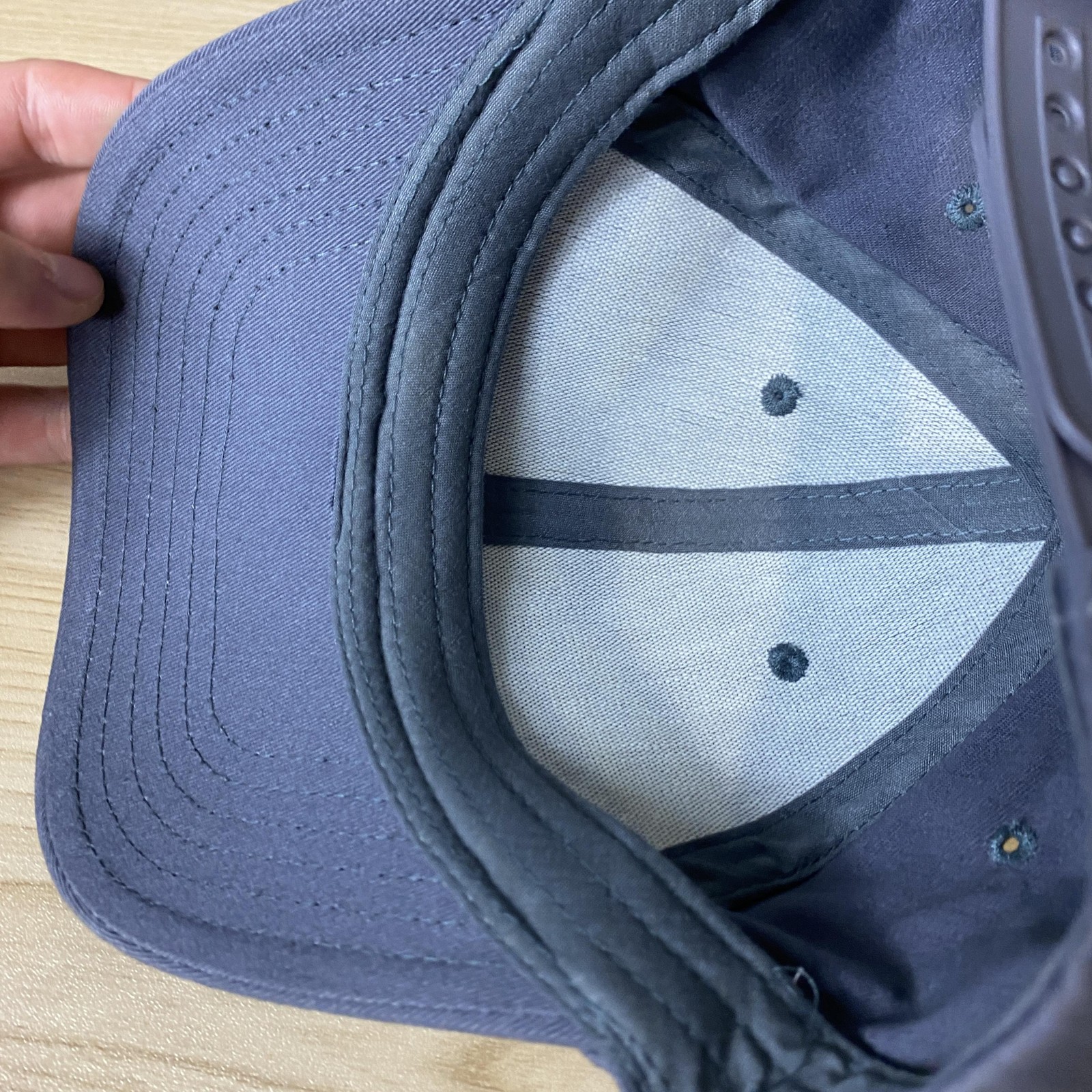 Captain Marvel Hat Cap Snap Back Gray Yellow Embr… - image 8