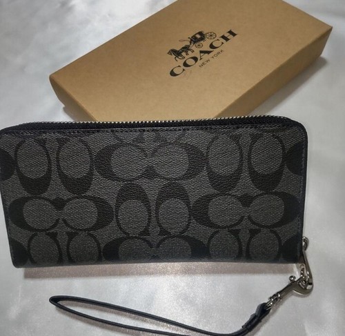 COACH Black Signature Logo Long Wallet Round Zip with Black Strap Rare New - Picture 4 of 9