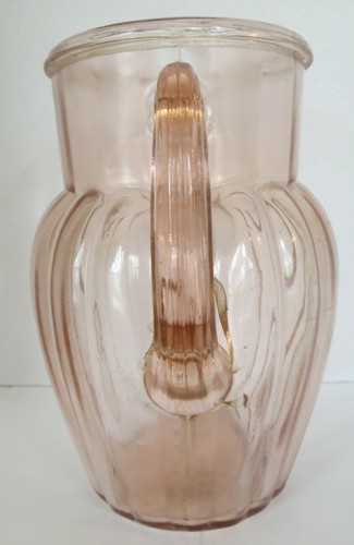 Vintage Arcoroc France Pink Pitcher & Set of 3 Pink Swirl Wine Glasses - Picture 10 of 12