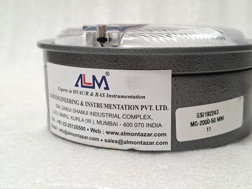 Dwyer 102004-00 Magnehelic Pressure Gauge 0-50MM Water MAX PRESSURE 15 PSIG - Picture 5 of 8