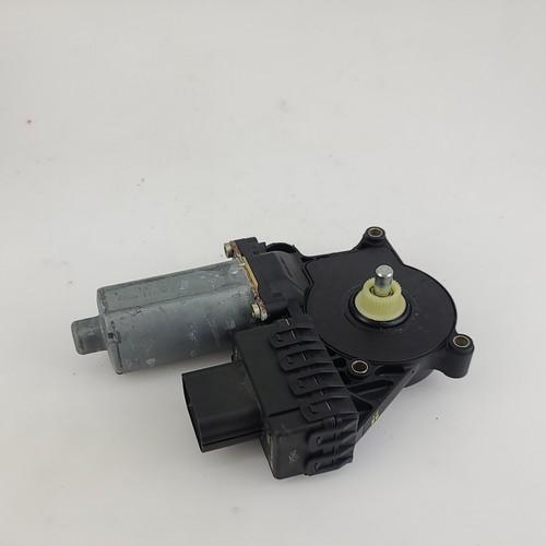 2004 Fits Jaguar XJ8 Rear Right Window Regulator Motor 0130821946