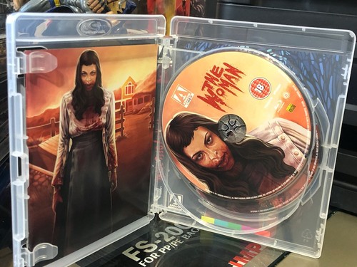 THE WOMAN / OFFSPRING LIMITED EDITION BLU-RAY SLIP COVER! ARROW VIDEO ALL ZONE! - Picture 3 of 8