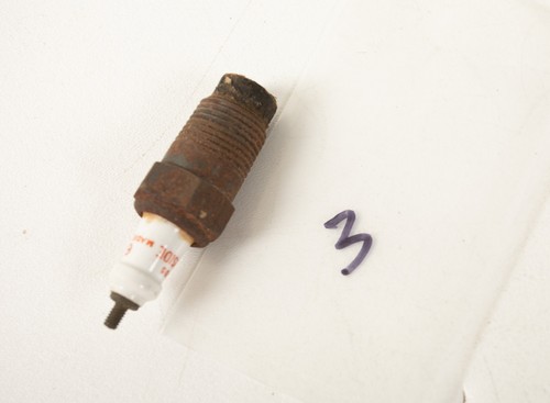 Wards Riverside (B9C-3) Spark Plugs (JSF6) Red Print Heavy Rust & Carbon - Foto 10 di 10