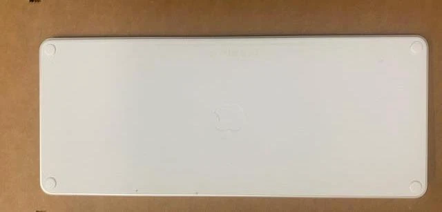 Apple A2450 Magic Wireless Bluetooth Keyboard MK2A3LL/A with Lock Key Lightning - Image 4 of 4