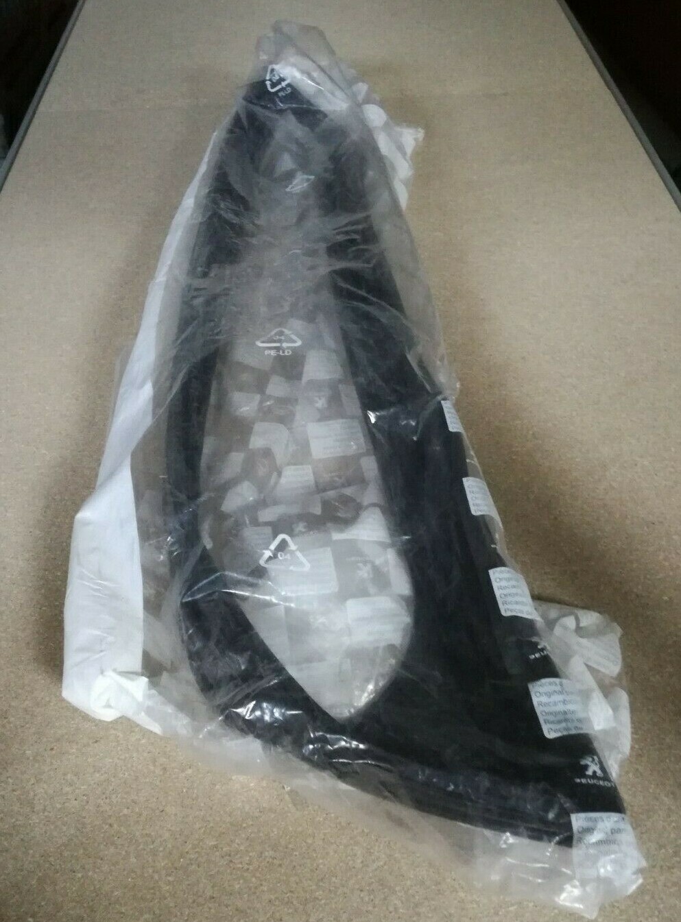 Foto 1 di 2