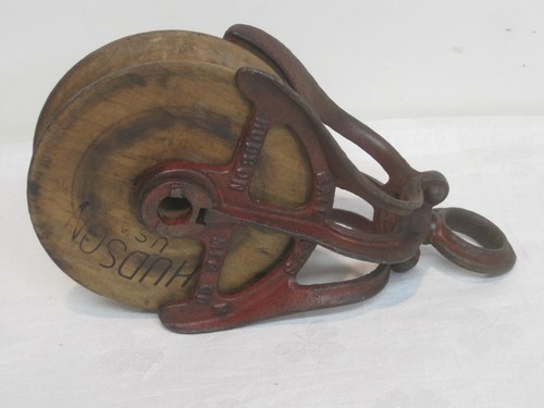 Antique Vintage HUDSON Mfg Co. Mall 823 Cast Iron & Wood Hay Barn Farm Pulley - Picture 9 of 10