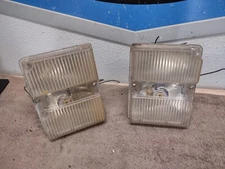 1974 CADILLAC  CORNER LENSES + NICE HOUSINGS WIRING SOLID COND 5947641 5947642