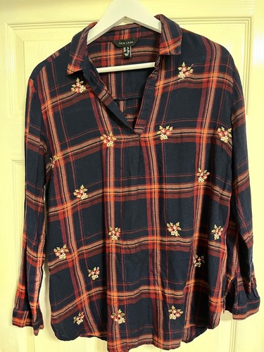 Ladies New Look size 12 checked fleece blouse with embroidered flowers exc con