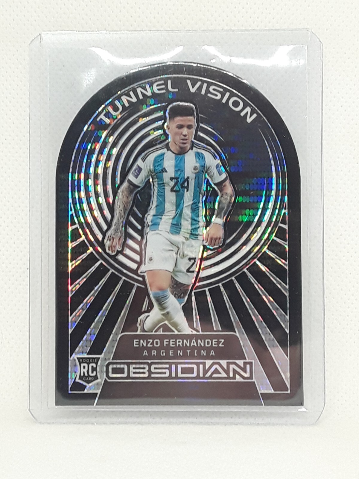 Enzo Fernandez 2022-23 Obsidian Soccer Tunnel Vision White RC (09/11) Argentina
