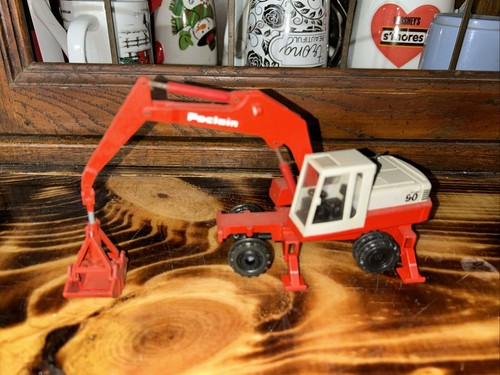 GESCHA - POCLAIN 90 WHEEL EXCAVATOR WITH CLAM - 1/50 DIECAST - Picture 1 of 3