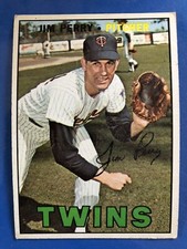 1967 Topps Baseball #246 Jim Perry Minnesota Twins
