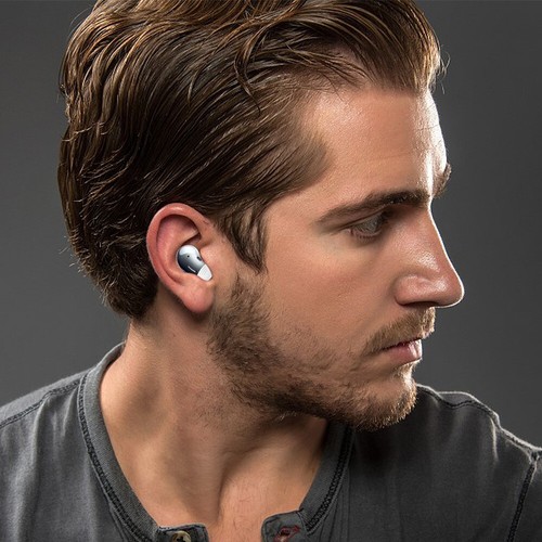 Zotech 4 Pair Anti-Slip Eartips Cover for Samsung Galaxy Bud Live (White, S/L) - Picture 3 of 3