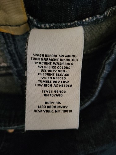 Rubinrote Pull-On-Jeans Größe 8 - Bild 6 von 7