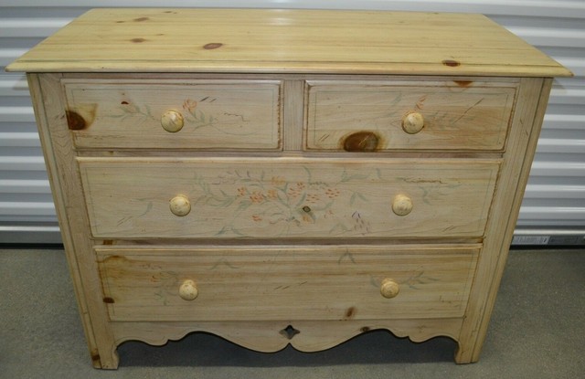 Ethan Allen Farmhouse Pine Dresser Chest Pine 23 5211 676 Hand