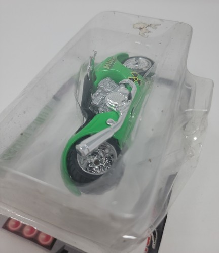 Maisto Marvel Motorcycle Collection The Incredible Hulk Blue Speed Green Series3 - Imagen 5 de 16