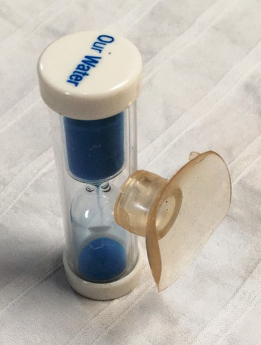 Hourglass Shower Timer with suction cap - Picture 2 of 2