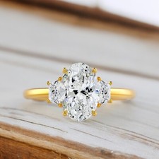 Engagement Ring Lab Created Diamond Oval 2.70 Carat IGI GIA HRD 14k Yellow Gold