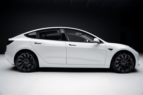 2021 Tesla Model 3 Performance - Picture 34 of 40