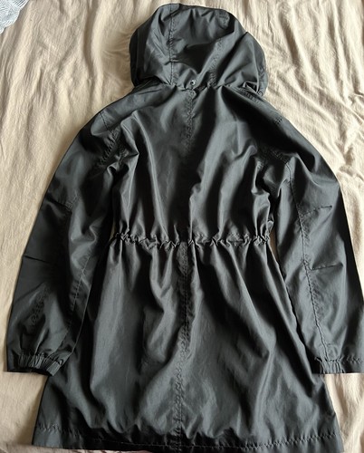 ✨Black Target XS Rain Jacket - Women’s - Picture 3 of 6