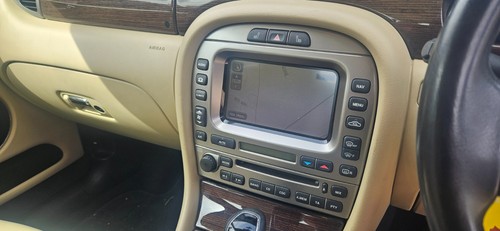 2009 Jaguar X Type 2.2 D Diesel SE Automatic - Picture 18 of 24