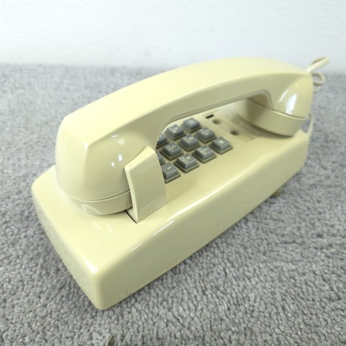 Vintage Phone Premier 2554 Push Button Telephone Wall Mount Beige UNTESTED - Zdjęcie 9 z 13