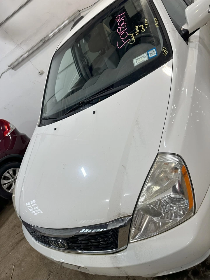 Капот 06 07 08 09 10 11 12 14 KIA SEDONA - Изображение 3 из 4