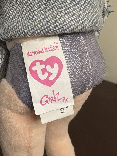 Meravigliosa bambola Madison 13" TY posabile con camicia Girlz University e gonna in denim - Foto 4 di 8