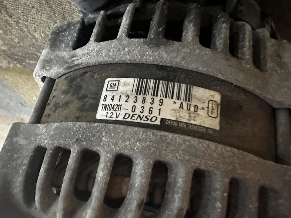 Alternator ID 84123839 Fits 16-17 CT6 2064002 - Image 2 of 4