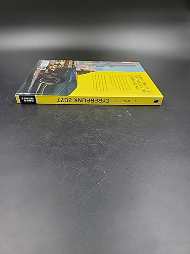 CD Projekt Red Cyberpunk 2077 World of Cyberpunk 2077 EX/NM - Picture 6 of 6