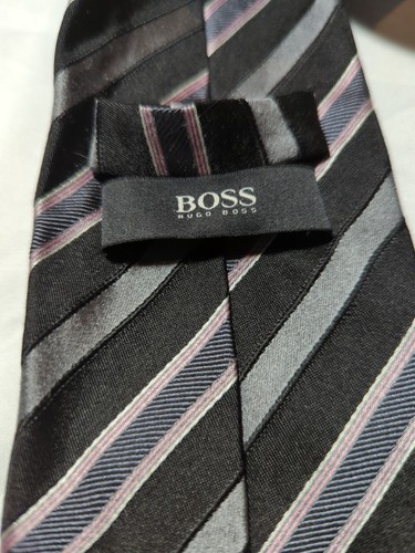 Hugo Boss Tie Black & Silver Striped Silk Tie Italy - Picture 2 of 6