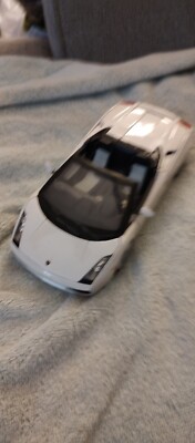 Burago 1/18 Scale Diecast 18-12000 - Lamborghini Gallardo - White