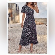 NWT btfbm Sz large L belted one shoulder floral garden dress