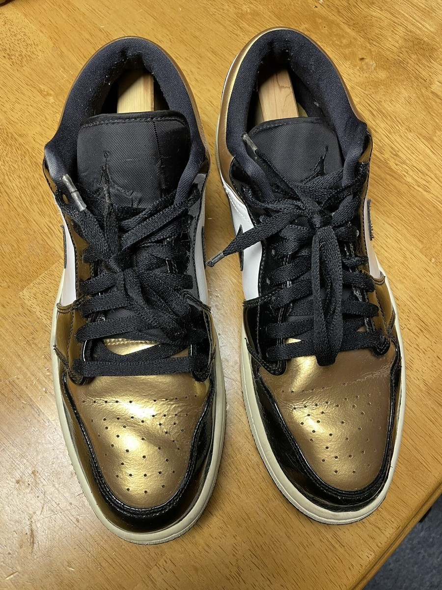 Nike Air Jordan 1 Retro Gold Toe 2019 Low Used Mens Size 11