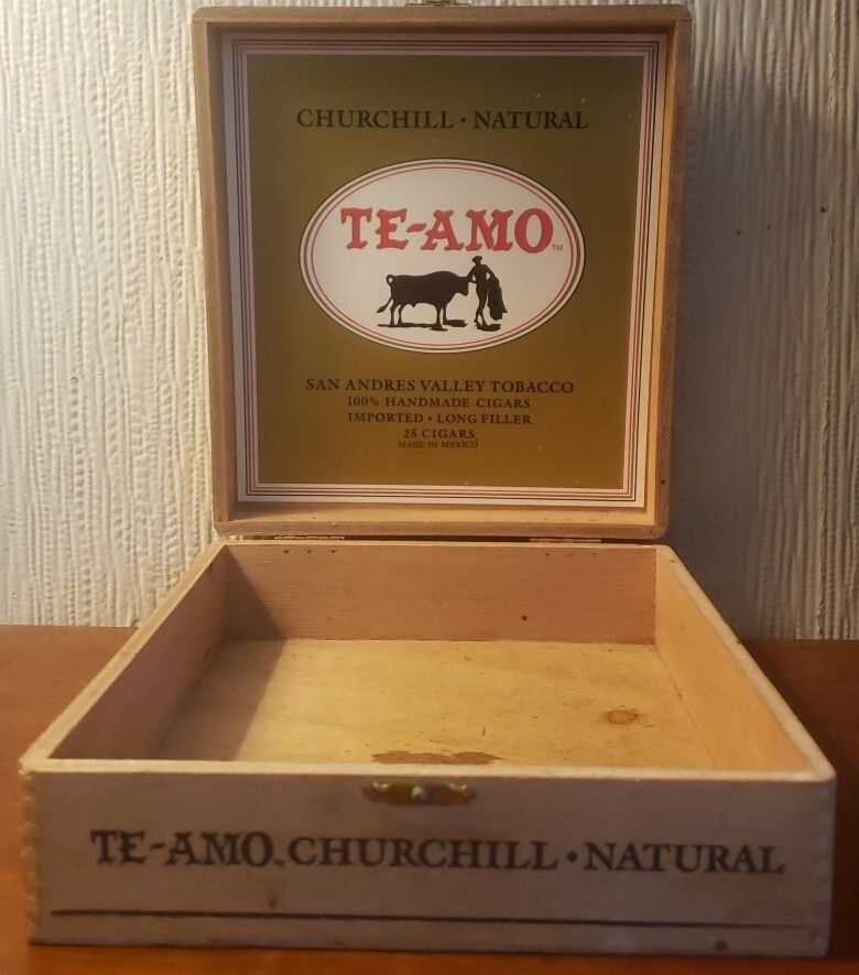 Te-amo Churchill Natural Cigar Box - Mexico San Andreas Valley Tobacco  Imported