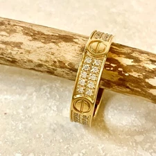 Size 6 yellow gold plated stackable statement chunky ring no coloration 