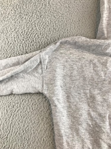 New England Patriots Hoodie Men's Small Gray Pullover Pockets Hooded Sweater NFL - Picture 17 of 17