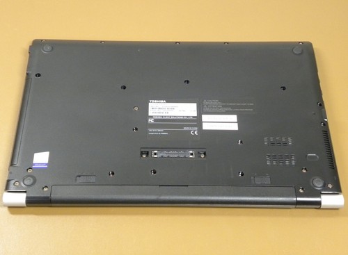 Toshiba Tecra Z50-D 15" i5 7200u 2.5GHz 250GB SSD 16GB Windows 10 Pro - Picture 10 of 10