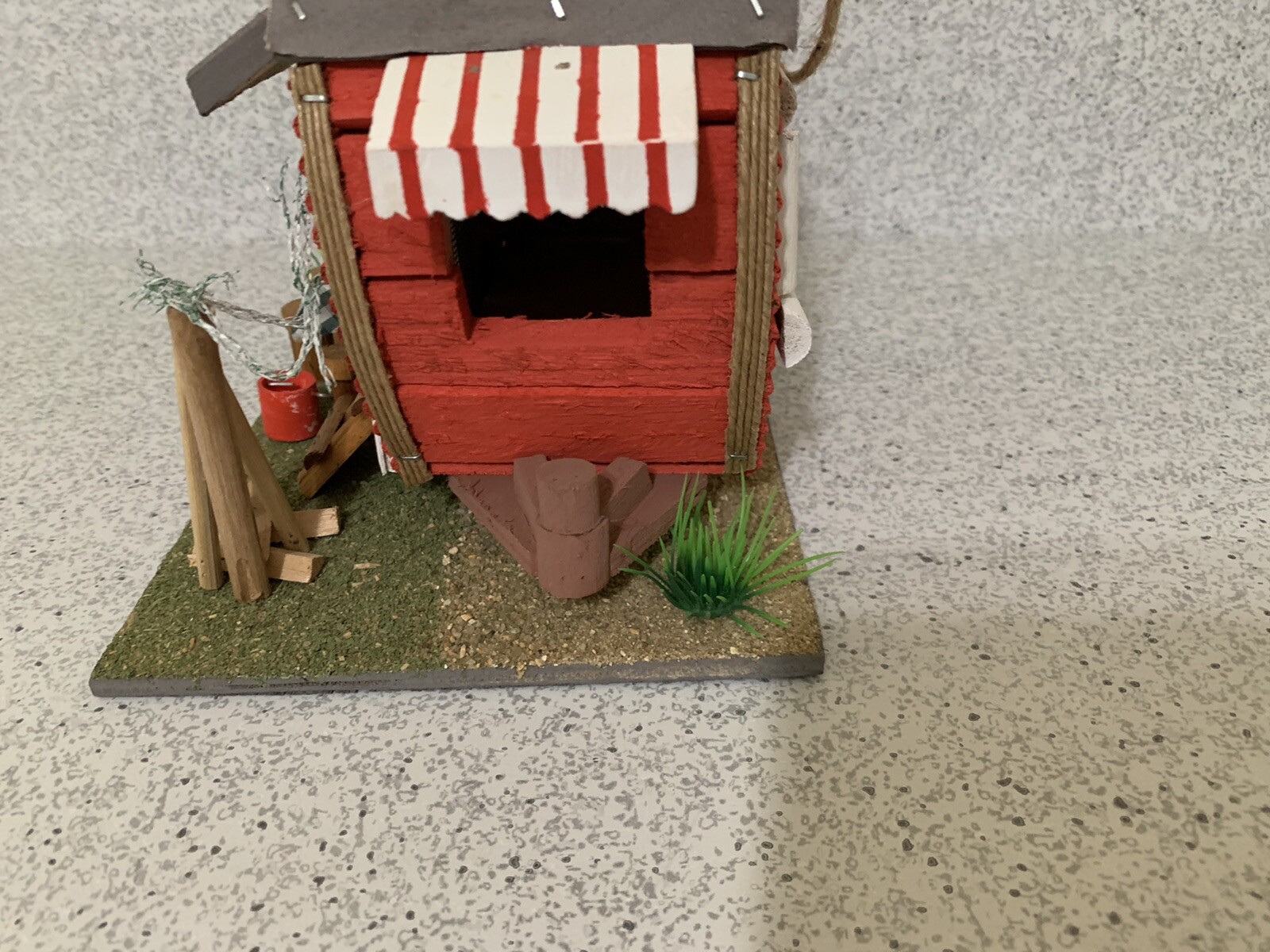 Picture 2 of 4