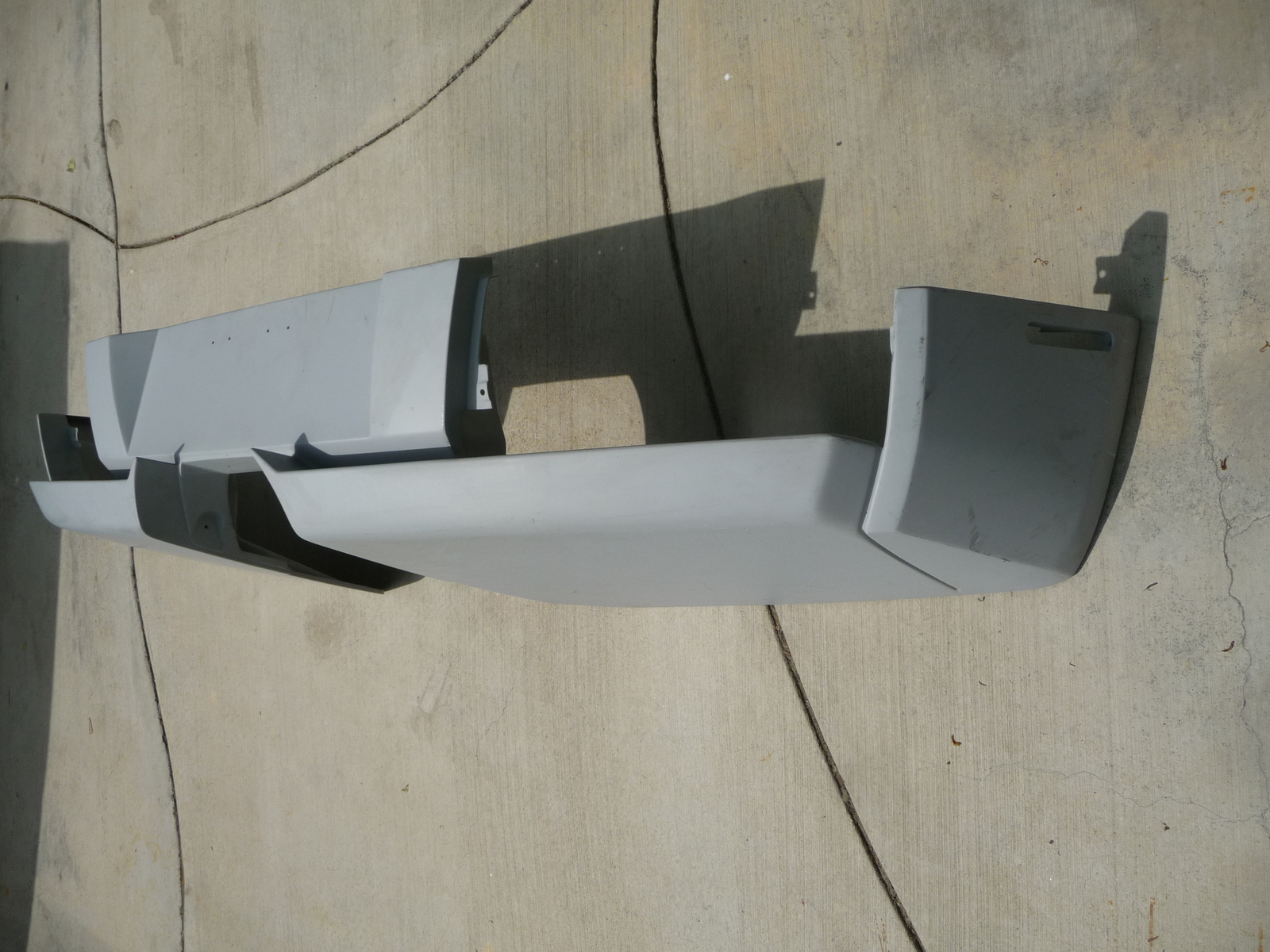 2001-2006 Lamborghini Murcielago Coupe Roaster Rear Bumper Cover 410807301A OE