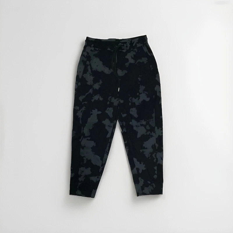 sweaty-betty athletic running joggers yoga pants