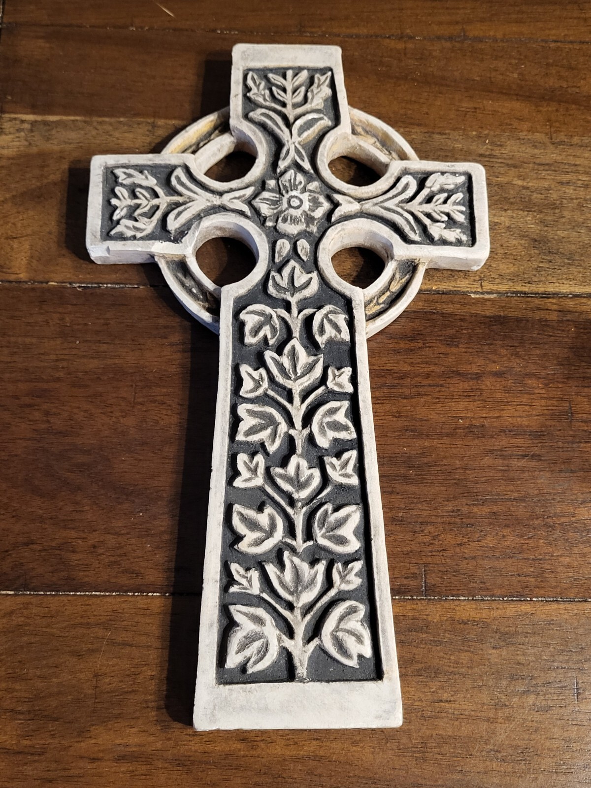Picture 1 of 4