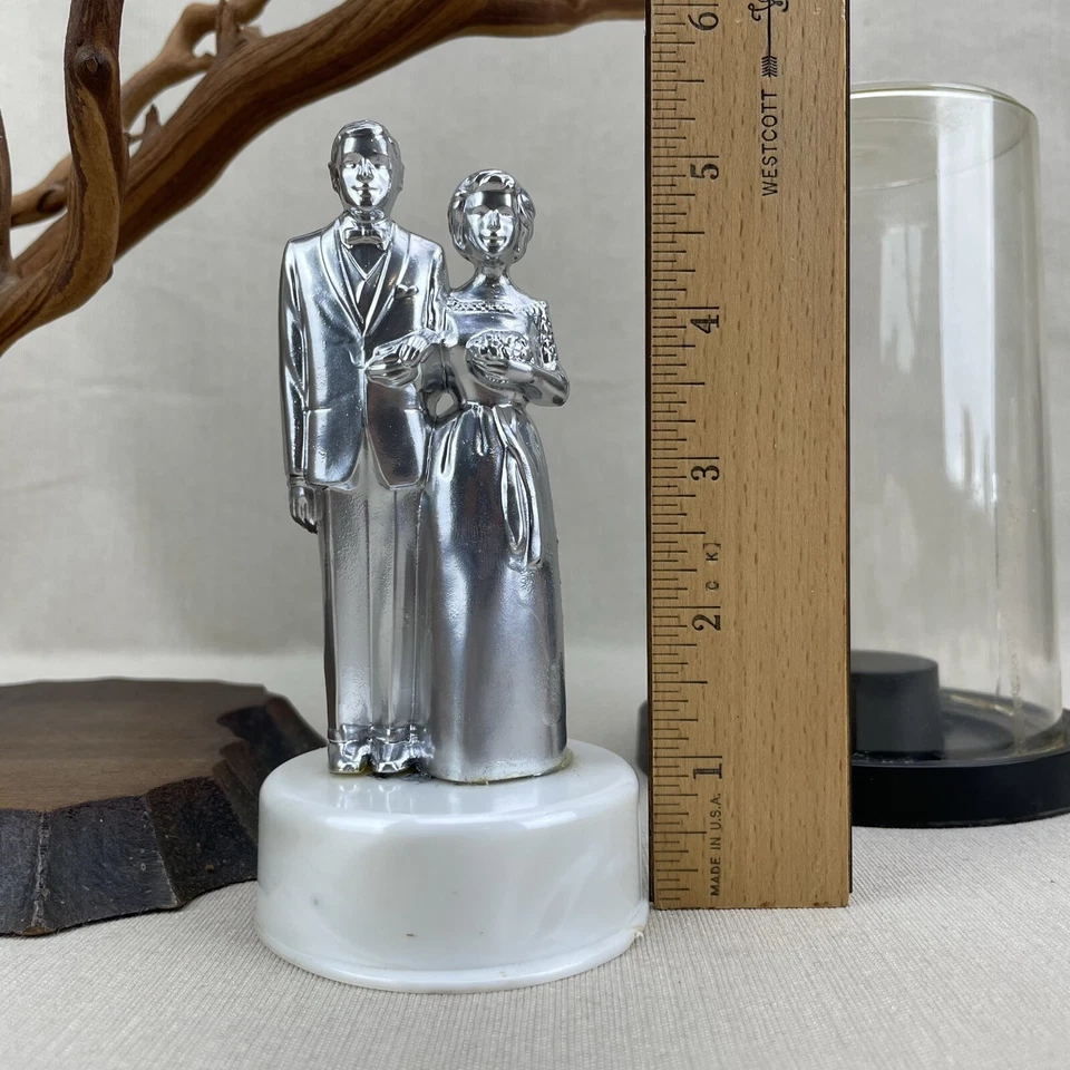 Skaggs Alpha Beta Vintage Boda Pastel Topper Tono Plateado Plástico Novia y Novio Foto 2 de 4