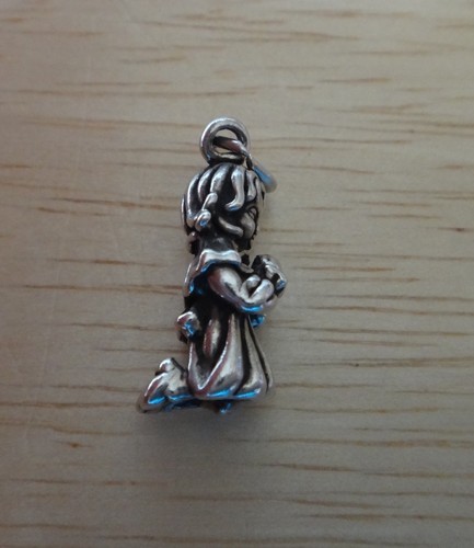 Dije de confirmación de comunión de plata esterlina 3D 19x9 mm arrodillada niña orante comunión plata esterlina 3D - Imagen 2 de 8