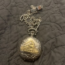 Quartz Gold Tone Pocket Watch Floral designs Train Locomotive Railway Need Batt