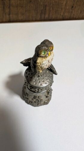 Stephen Frost English Pewter Thimble, Pair of Owls on branch. Good condition - Picture 5 of 13