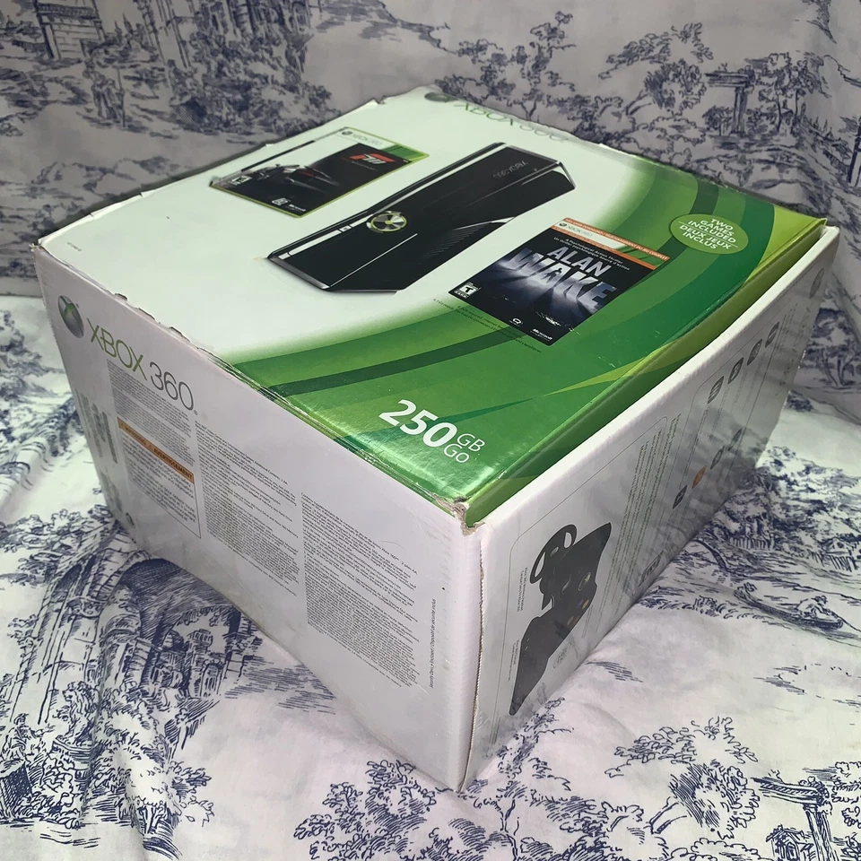 Xbox 360 Console | No HDD | In Box | With Kinect and Cords | Not Complete | - Image 2 of 4