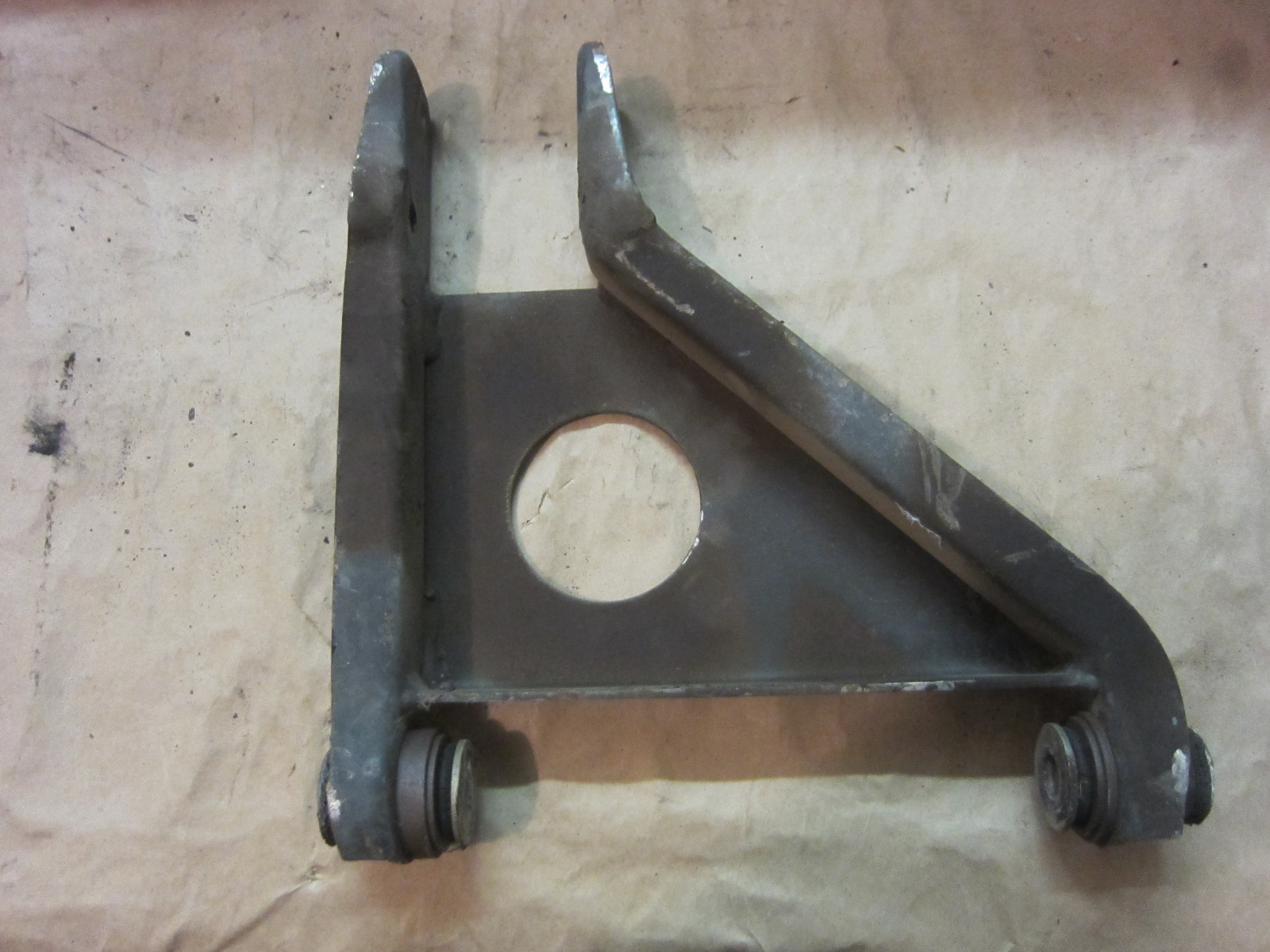 Ferrari 328 / 308 - RH Front Upper Suspension Lever -  P/N 104392
